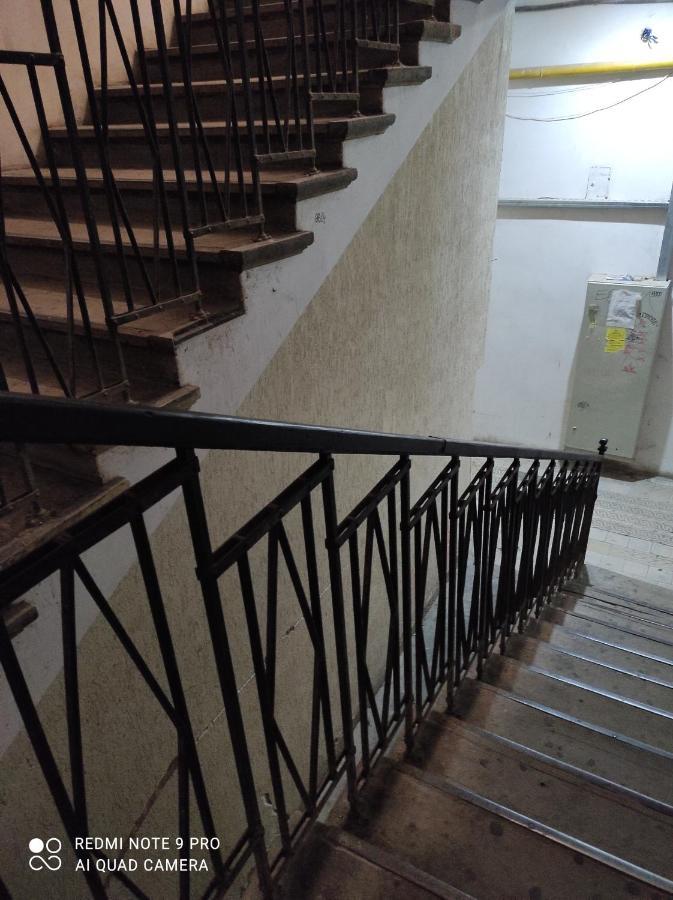 Двокімнатна Квартира В Центрі Міста Lviv Kültér fotó